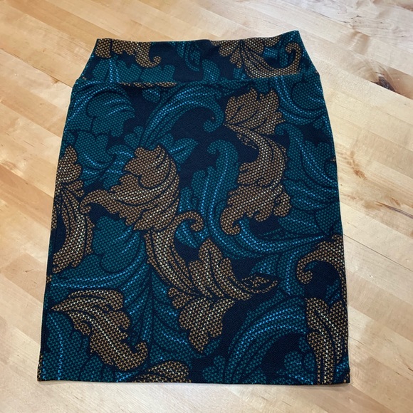 LuLaRoe Dresses & Skirts - LulaToe Cassie Skirt